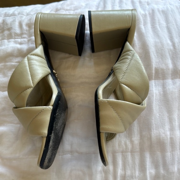 Prada Women's Cream Sandals - Picture 2 of 6